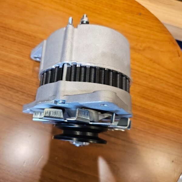 mitsubishi or hitachi style compact alternator (likely 50 70 amp)